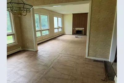 16325 Shamrock Drive, Mishawaka, IN 46544 - Photo 5