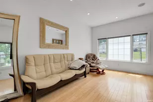 1421 Chalfant St, South Bend, IN 46617 - Photo 5