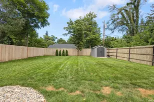 1421 Chalfant St, South Bend, IN 46617 - Photo 17