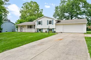 18135 Heatherfield Dr, South Bend, IN 46637 - Photo 1