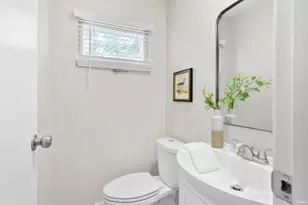18135 Heatherfield Dr, South Bend, IN 46637 - Photo 15