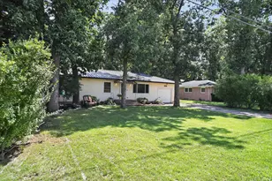 318 N Beech Rd, Osceola, IN 46561 - Photo 3