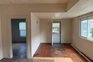 837 S 36th St, South Bend, IN 46615 - Photo 3