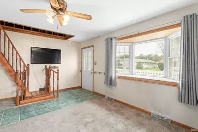 147 N Oakley Avenue, Mishawaka, IN 46544 - Photo 3