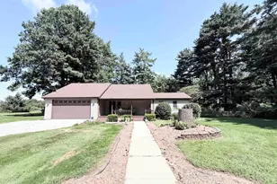 617 W Cedar St, North Liberty, IN 46554 - Photo 1