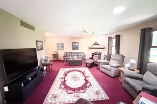 617 W Cedar St, North Liberty, IN 46554 - Photo 25