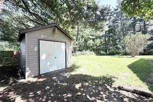 617 W Cedar St, North Liberty, IN 46554 - Photo 9