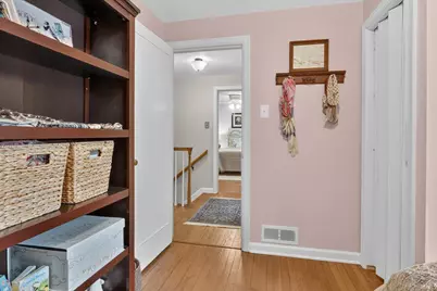 1725 E Lasalle Avenue, South Bend, IN 46617 - Photo 25