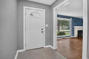 227 Devonshire Dr, South Bend, IN 46615 - Photo 5