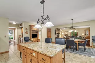 51951 Carriage Hills Dr, South Bend, IN 46635 - Photo 9