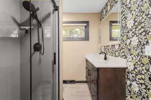 55844 Oak Ln, Elkhart, IN 46514 - Photo 23