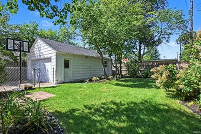 729 S Twyckenham Drive, South Bend, IN 46615 - Photo 25