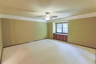 17022 Woodshire Ct, Granger, IN 46530 - Photo 21