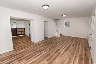 201 E Bowman St, South Bend, IN 46613 - Photo 7