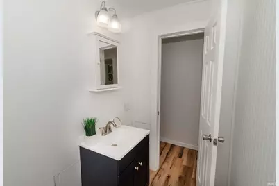 201 E Bowman Street, South Bend, IN 46613 - Photo 15