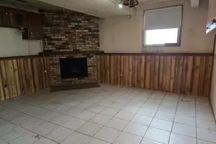 56033 Wynnewood Dr, Osceola, IN 46561 - Photo 13