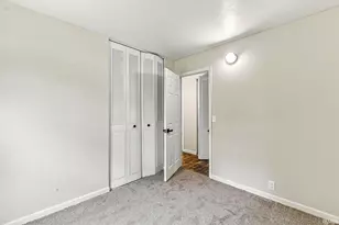554 Ivy Ct, Nappanee, IN 46550 - Photo 11