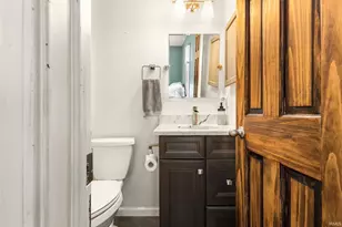 57110 Pine View Dr, South Bend, IN 46619 - Photo 17