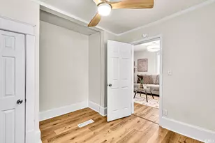 521 Howard St, South Bend, IN 46617 - Photo 15