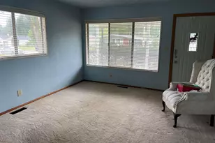 1854 N Elmer St, South Bend, IN 46628 - Photo 3