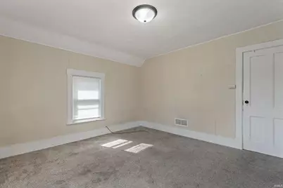 542 W 4th Street, Mishawaka, IN 46544 - Photo 15
