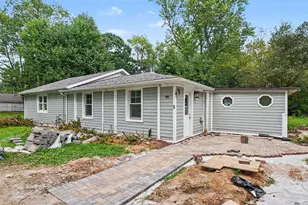 52776 Shellbark Ave, South Bend, IN 46628 - Photo 1