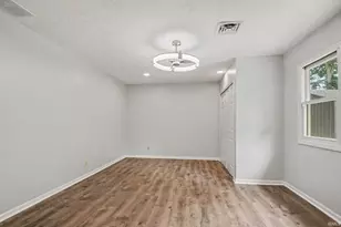 52776 Shellbark Ave, South Bend, IN 46628 - Photo 17