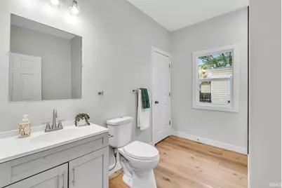 2422 Kenwood Avenue, South Bend, IN 46628 - Photo 13