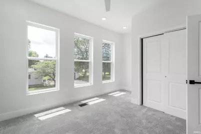101 W Wabash Avenue, North Liberty, IN 46554 - Photo 15