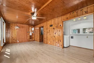 363 S Sunnyside Avenue, South Bend, IN 46615 - Photo 11