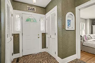 131 S Vine St, Elkhart, IN 46514 - Photo 3