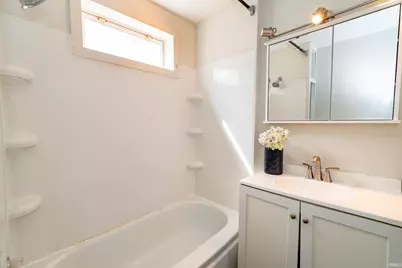 1131 Johnson Street, South Bend, IN 46628 - Photo 15