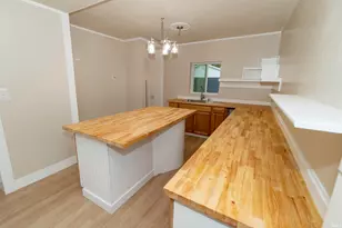 1322 Johnson St, South Bend, IN 46628 - Photo 11