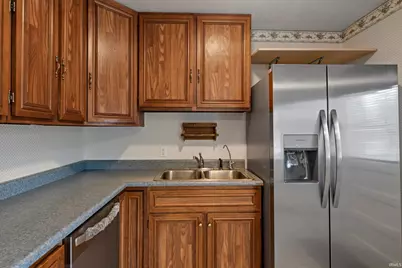 68 Sunnycrest Drive, Osceola, IN 46561 - Photo 9