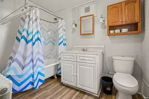 910 Milton St, South Bend, IN 46613 - Photo 15