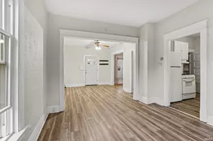 910 Milton St, South Bend, IN 46613 - Photo 29