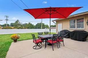 1637 Gordon Dr, South Bend, IN 46635 - Photo 15