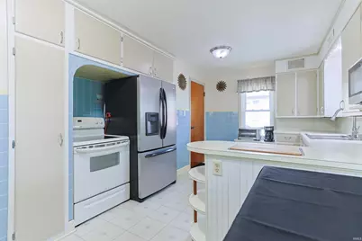 706 S 35th Street, South Bend, IN 46615 - Photo 17