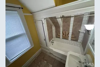 1012 W Colfax Avenue, South Bend, IN 46616 - Photo 17
