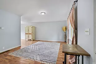 3721 Riverside Dr, South Bend, IN 46628 - Photo 7