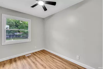 1356 Hampshire Drive, South Bend, IN 46614 - Photo 17