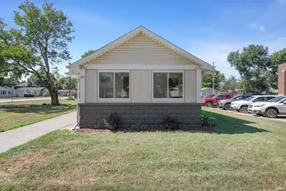 225 Melville Street, Mishawaka, IN 46544 - Photo 1