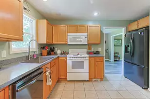 29553 Lakefield Ct, Elkhart, IN 46514 - Photo 19