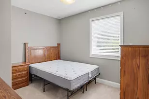 330 N Sunnyside Ave, South Bend, IN 46617 - Photo 17