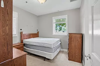 330 N Sunnyside Avenue, South Bend, IN 46617 - Photo 25