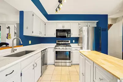 26892 Deer Creek Lane, Elkhart, IN 46514 - Photo 11