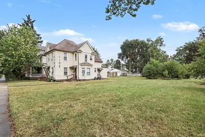 1106 Portage Avenue, South Bend, IN 46616 - Photo 3