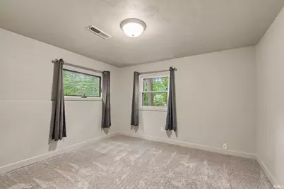 51205 Green Hill Drive, South Bend, IN 46628 - Photo 17