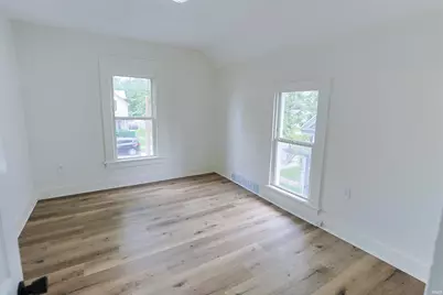 209 E 6th Street, Mishawaka, IN 46544 - Photo 29