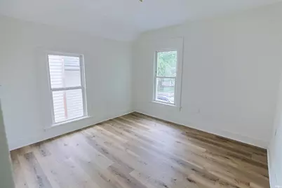 209 E 6th Street, Mishawaka, IN 46544 - Photo 33